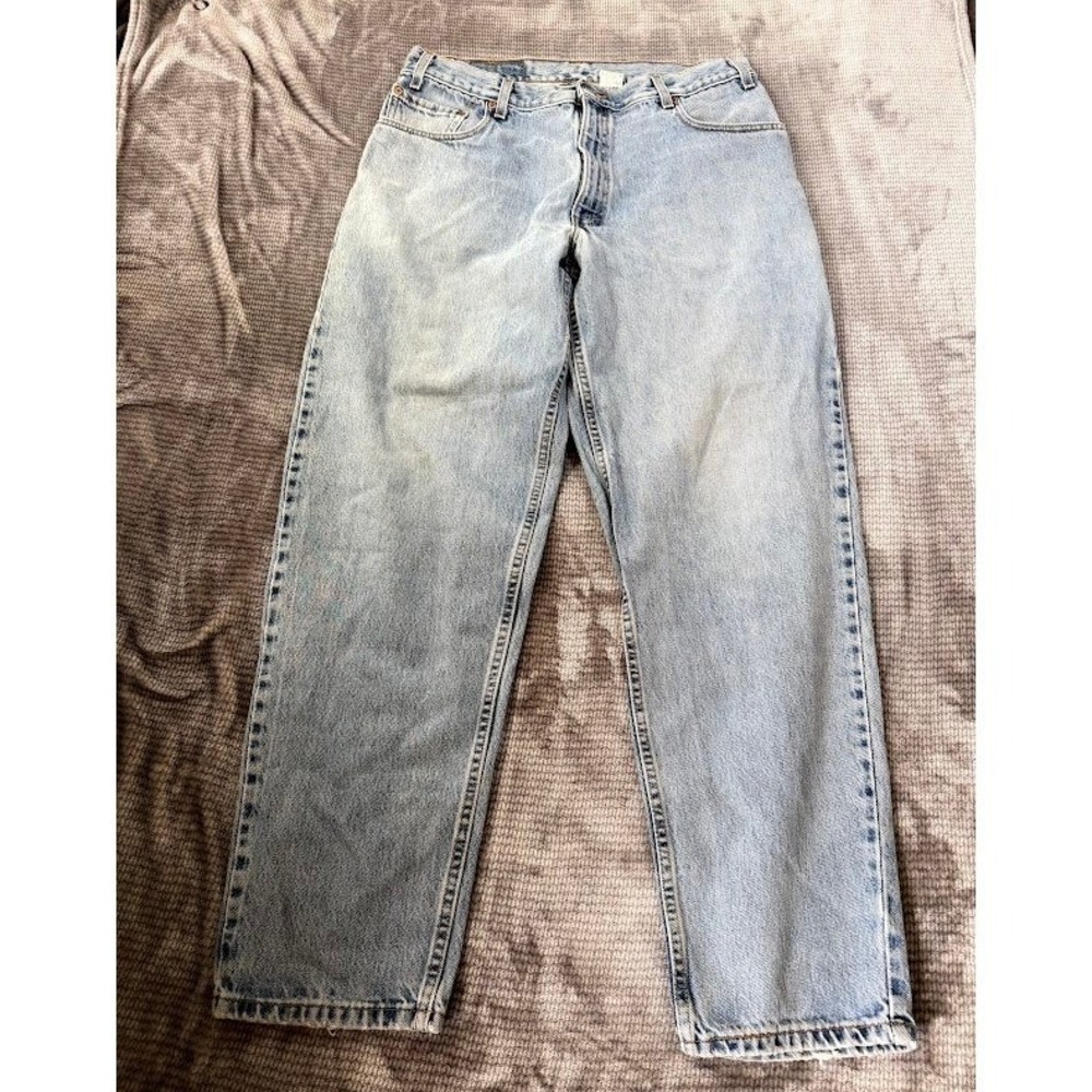 Vintage Levis 560 Loose Fit Tapered Leg Jeans Light Wash Denim USA Made 34x31